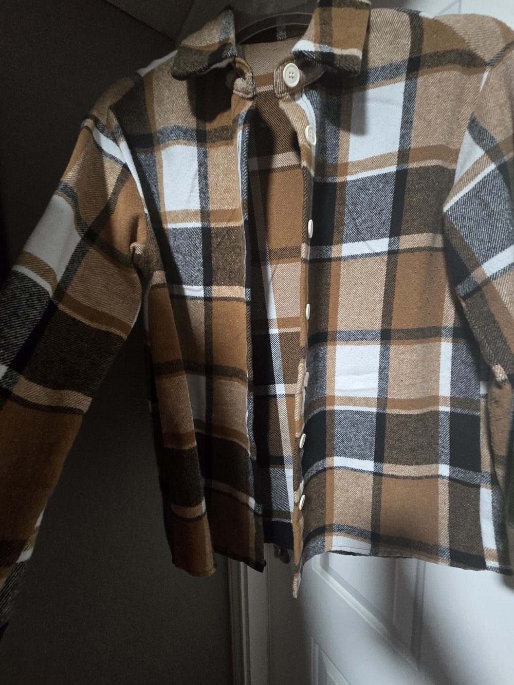 SHEIN Black, Camel & White Plaid Button Jacket